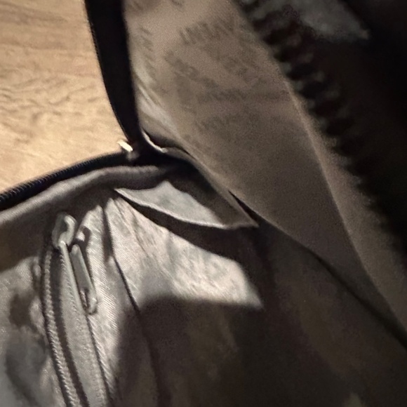 AVENT DIAPER/Bottle Bag.  Black. Maternity - Picture 6 of 8